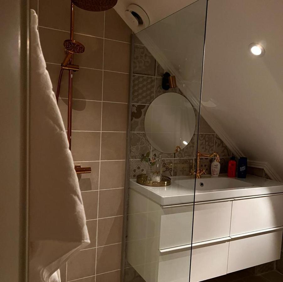 Sunnansjo Gard Guest House Katrineholm Exterior photo